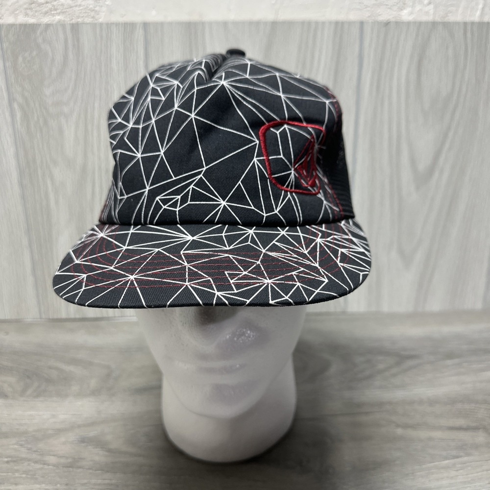 Volcom Trucker Hat Mens OSFA Black Geometric Red Stitching New Snapback Cap‎ Y2K